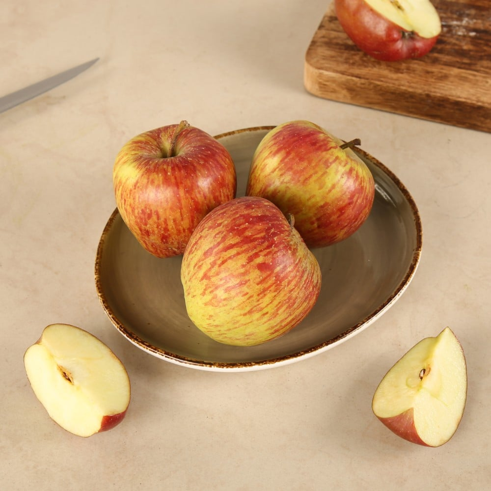 Shimla Apple